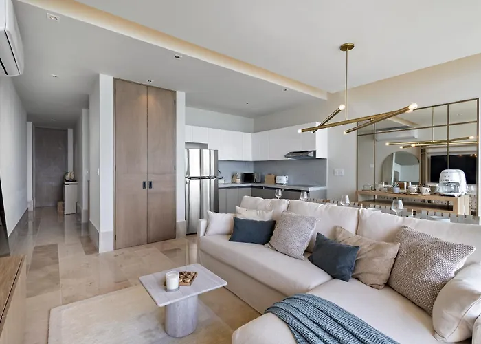 Oceanfront Luxury 2br In Apartment
